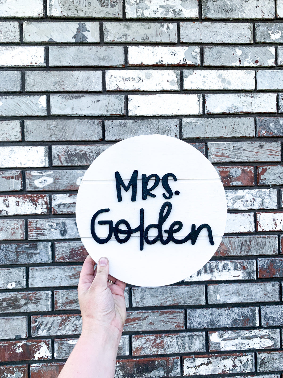 Personalized Shiplap Raised Letter Teacher Name Circle Sign