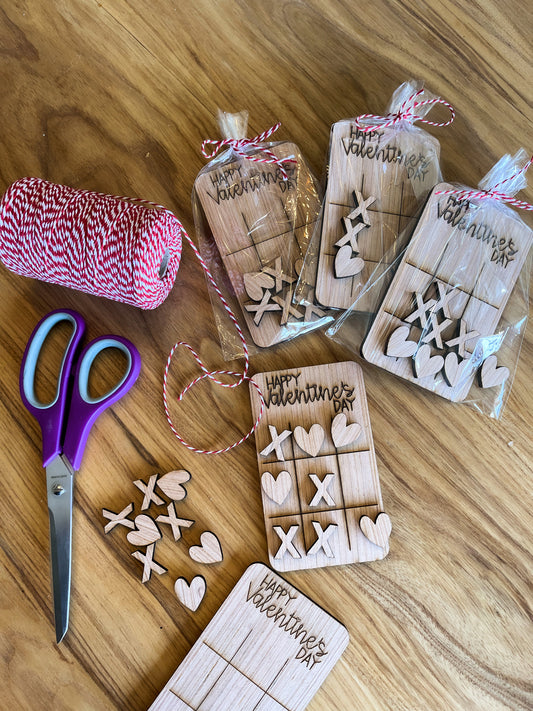 DIY Valentine's Day Tic Tac Toe Game Kid's Kit Arts and Craft