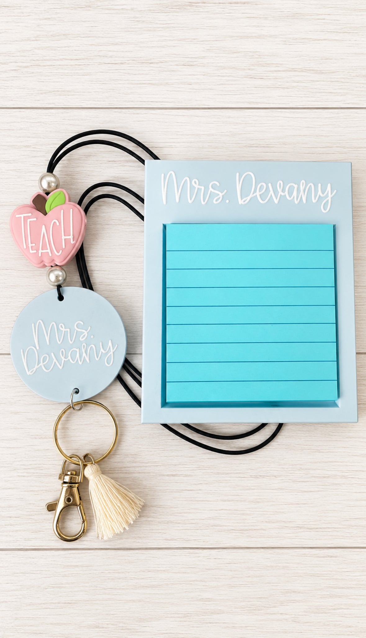 Personalized acrylic beaded lanyard with custom name or logo — additional product view 7