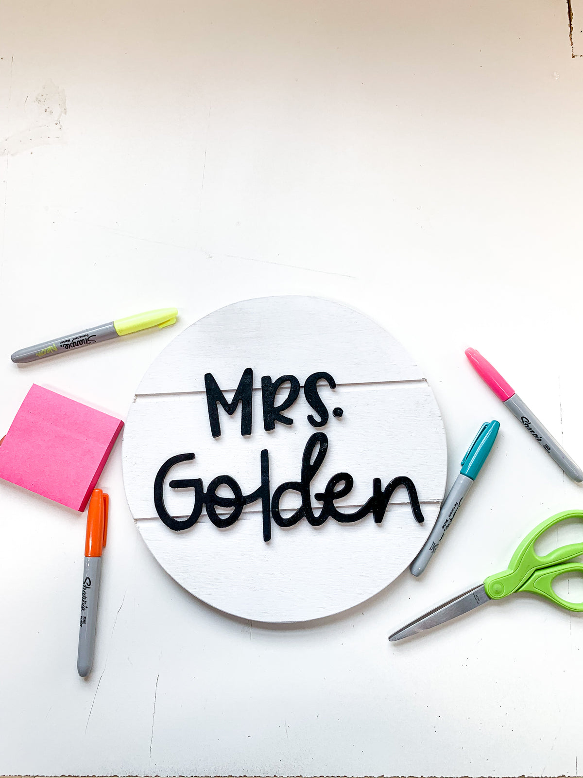 Personalized Shiplap Raised Letter Teacher Name Circle Sign