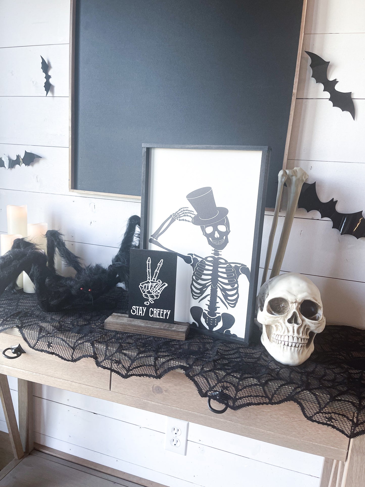 Top Hat Skeleton; Bones, Halloween