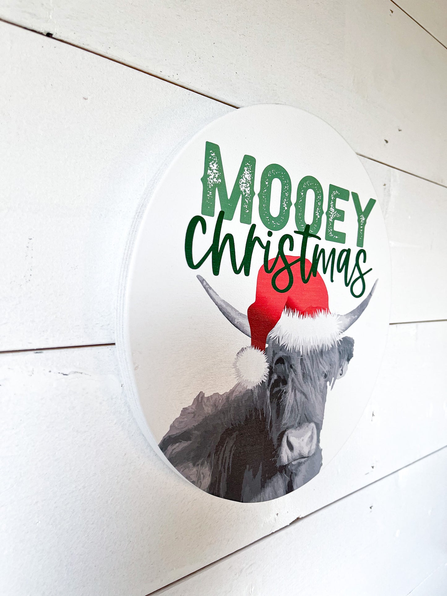 Mooey Christmas Wood Circle