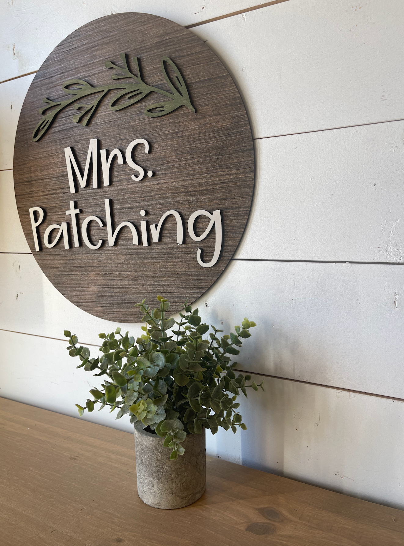 Teacher Wreath Leaves 3D Raised Letter wood circle sign